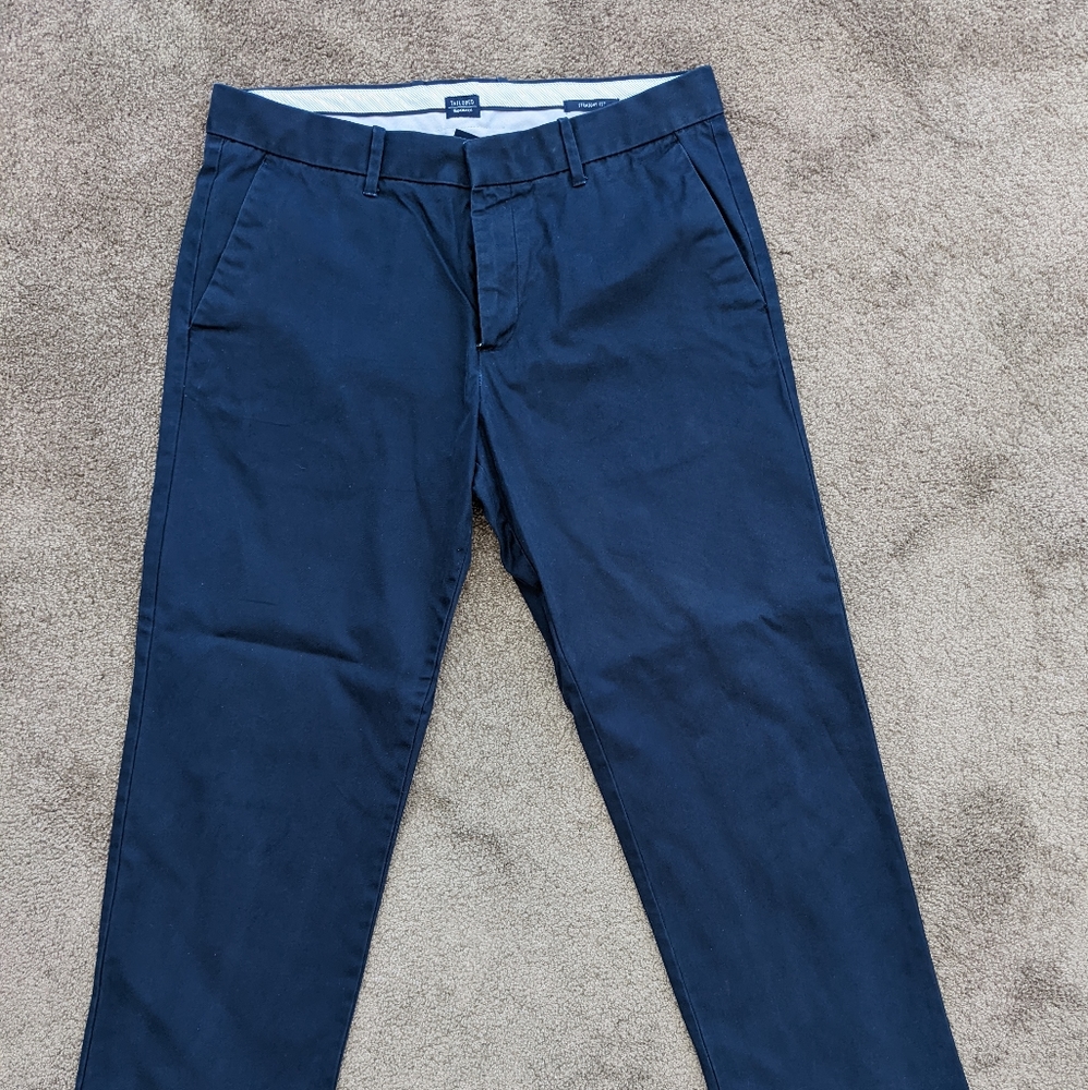 Gap straight fit khaki pants